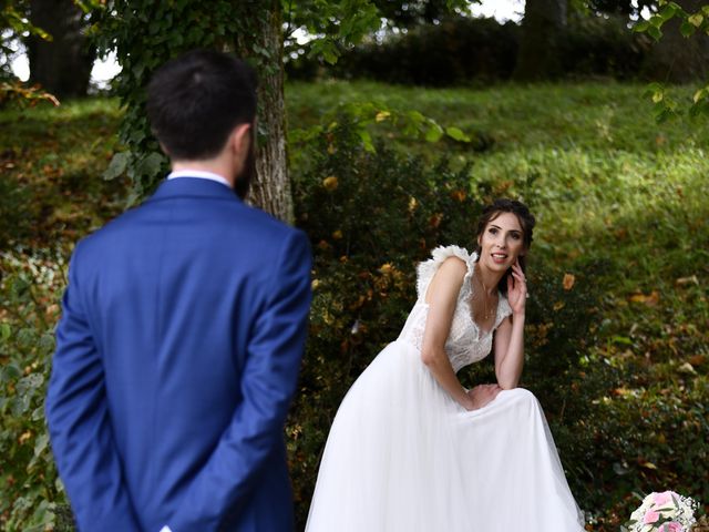 Le mariage de Charlotte et Geoffrey à Poitiers, Vienne 10