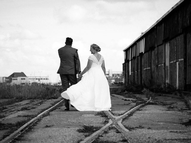 Le mariage de Emmanuel et Océane à Ghyvelde, Nord 1