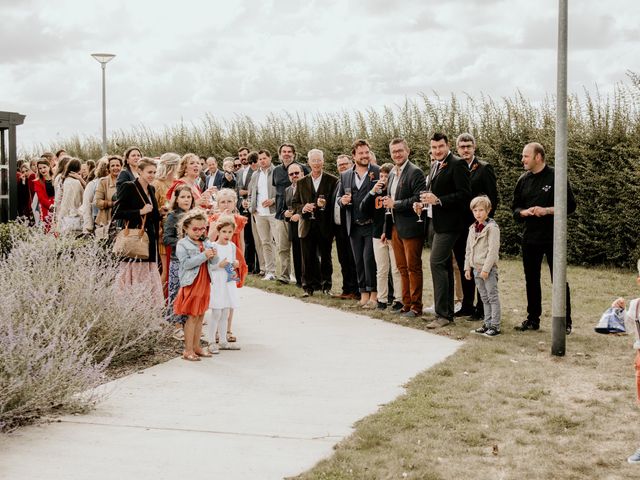 Le mariage de Emmanuel et Océane à Ghyvelde, Nord 95