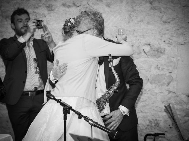 Le mariage de Olivier et Camille à Cognac, Charente 38