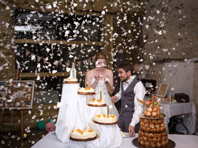 Le mariage de Olivier et Camille à Cognac, Charente 44