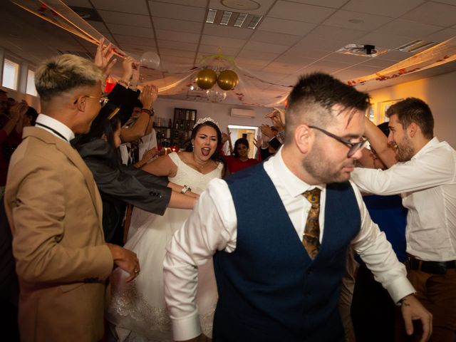 Le mariage de Gaëtan et Flora à Lherm, Haute-Garonne 37