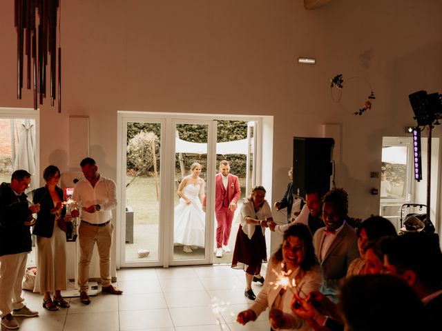 Le mariage de Luca et Margot à Thiers, Puy-de-Dôme 33