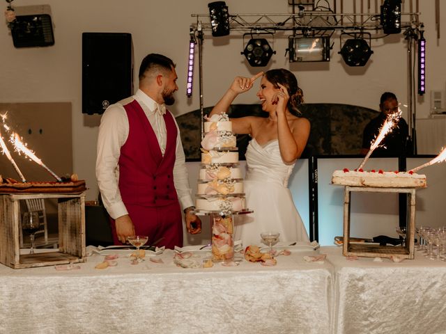 Le mariage de Luca et Margot à Thiers, Puy-de-Dôme 44