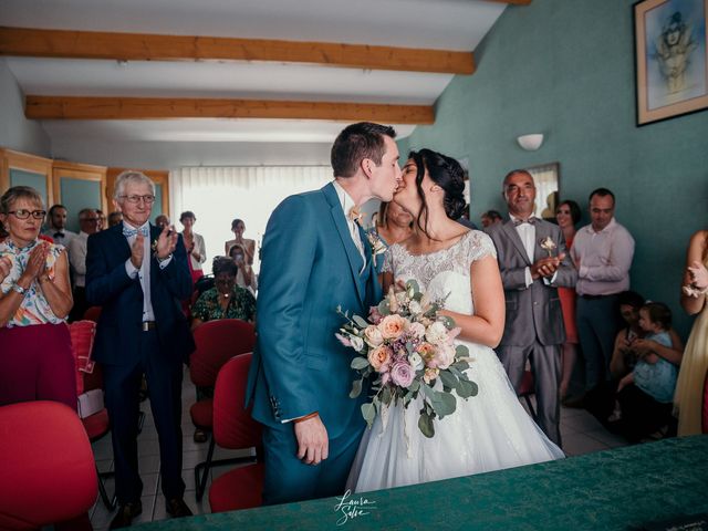 Le mariage de Clément et Céline à Geay, Charente Maritime 18