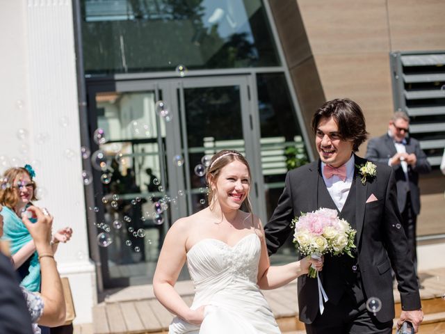 Le mariage de Nicolas et Anaïs à Marseille, Bouches-du-Rhône 26