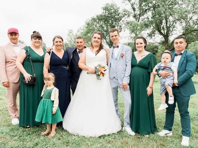 Le mariage de Jordy et Elisa  à Le Pin-en-Mauges, Maine et Loire 6