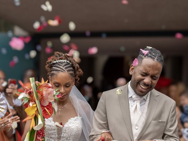 Le mariage de Laeticia et Wesley à Grisy-Suisnes, Seine-et-Marne 25