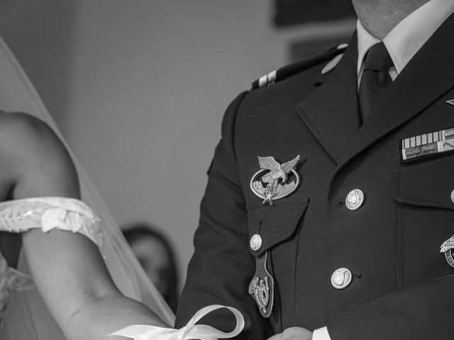 Le mariage de Yann et Francilène à Chambon-le-Château, Lozère 7
