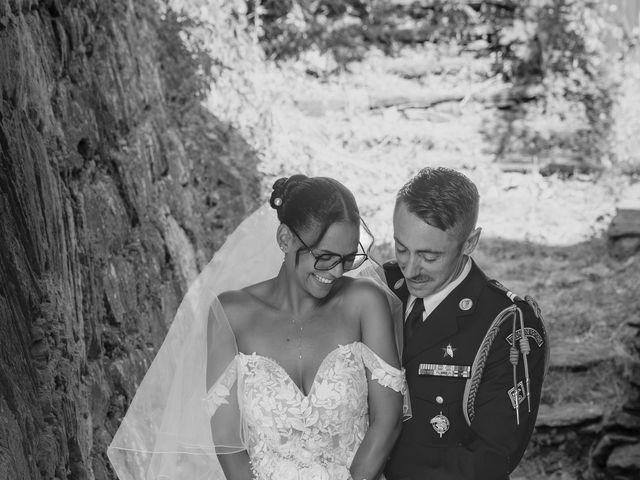 Le mariage de Yann et Francilène à Chambon-le-Château, Lozère 10