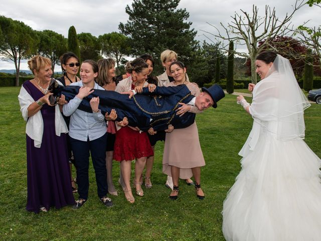 Le mariage de Yoann et Eva à Crillon le Brave, Vaucluse 39