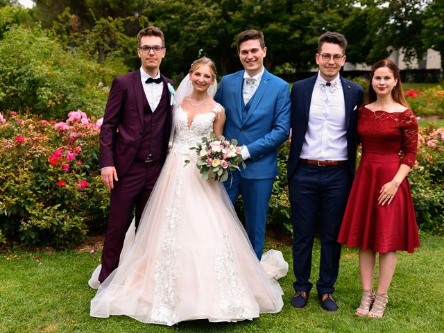 Le mariage de Arnaud et Oksana à Poitiers, Vienne 24