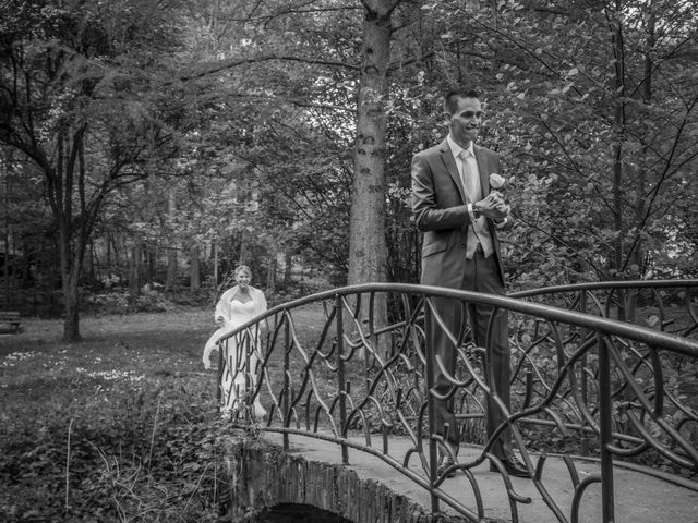 Le mariage de Nicolas et Emilie à Savigny, Rhône 1