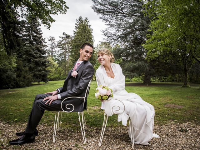 Le mariage de Nicolas et Emilie à Savigny, Rhône 12