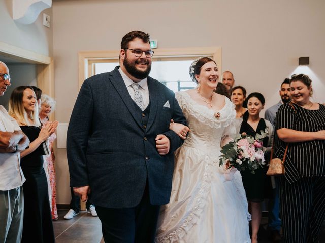Le mariage de Mathias et Valentine à Brenthonne, Haute-Savoie 23