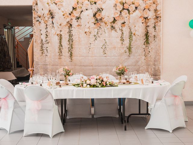 Le mariage de Marie et Tanguy à Changé, Sarthe 30