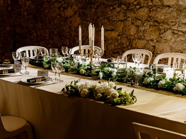 Le mariage de Nikolas et Amélie à Narbonne, Aude 2