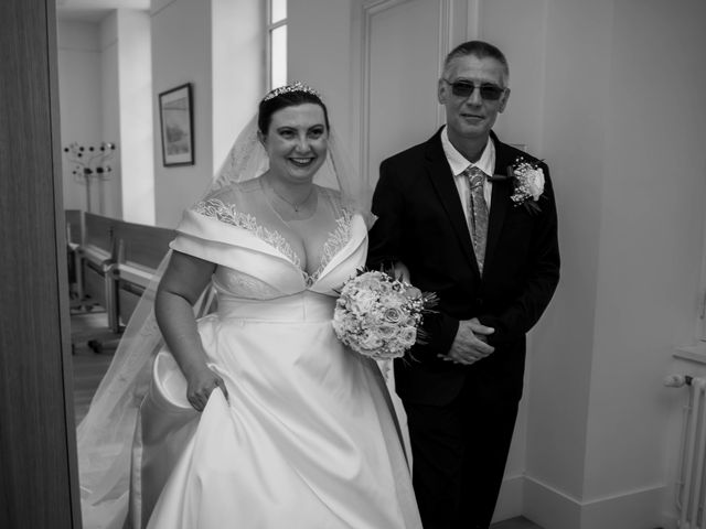 Le mariage de Cyril et Amandine à Crisenoy, Seine-et-Marne 24