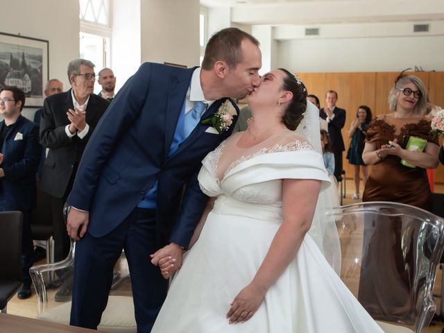 Le mariage de Cyril et Amandine à Crisenoy, Seine-et-Marne 27