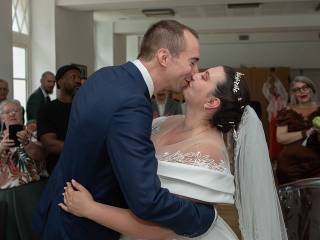 Le mariage de Cyril et Amandine à Crisenoy, Seine-et-Marne 33