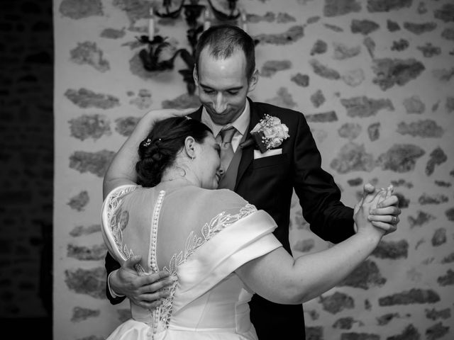 Le mariage de Cyril et Amandine à Crisenoy, Seine-et-Marne 36