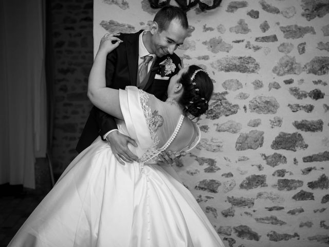 Le mariage de Cyril et Amandine à Crisenoy, Seine-et-Marne 37