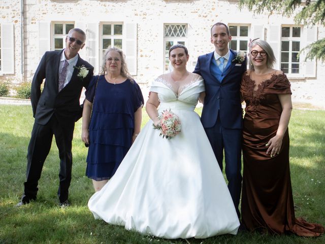 Le mariage de Cyril et Amandine à Crisenoy, Seine-et-Marne 48