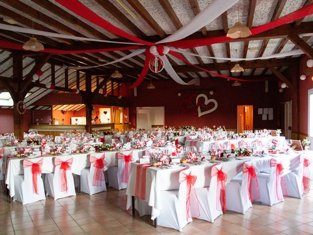 Le mariage de Benoit et Elodie à Villeneuve-au-Chemin, Aube 14