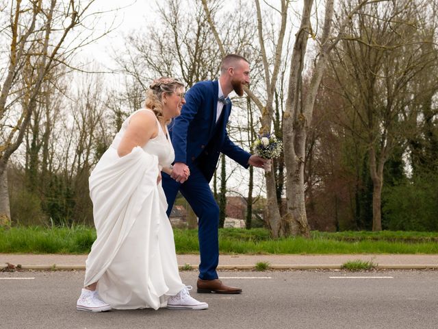 Le mariage de Damien et Améline à Cambrai, Nord 17