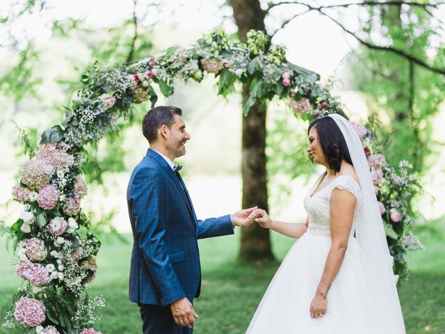 Le mariage de David et Véra à Vigeois, Corrèze 7
