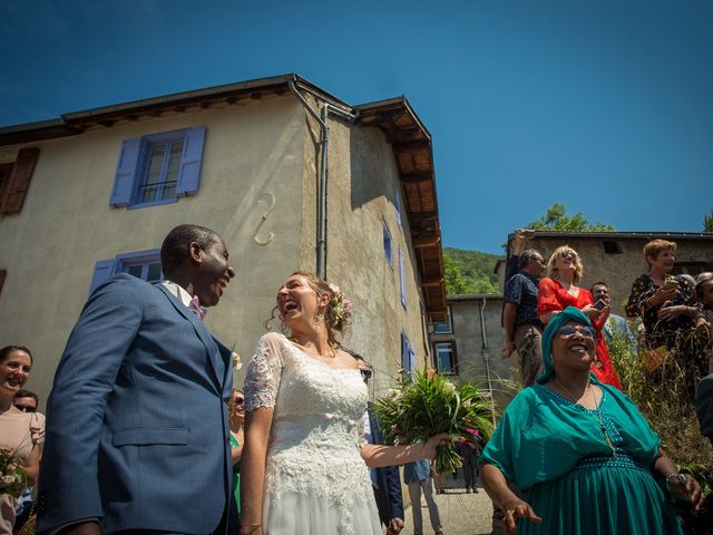 Le mariage de Ibouniyamine et Charlotte à Serres-sur-Arget, Ariège 44