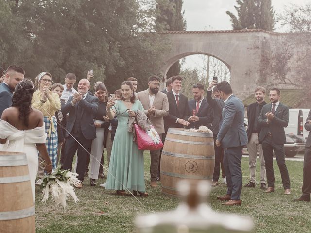 Le mariage de Antoine et Tahina à Châteaubernard, Charente 37