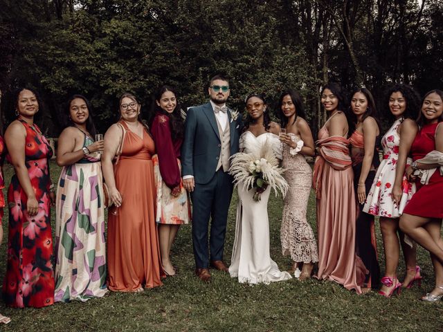 Le mariage de Antoine et Tahina à Châteaubernard, Charente 40