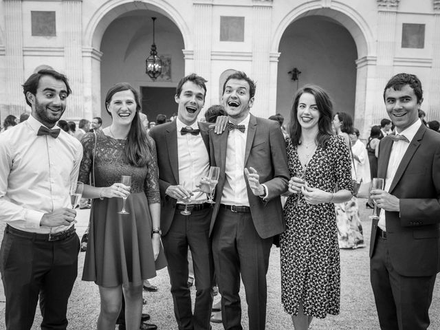 Le mariage de Arthur et Audrey à Ancy-le-Franc, Yonne 31