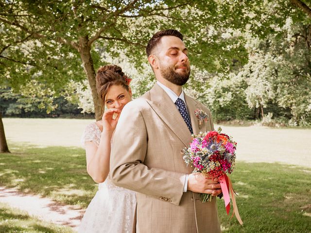 Le mariage de Valentin et Élodie à Avoine, Orne 18