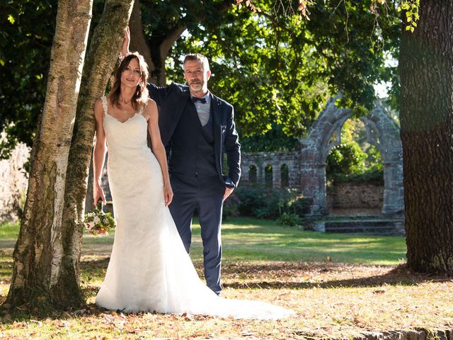 Le mariage de Lionel et Roxane à Ploubazlanec, Côtes d&apos;Armor 1