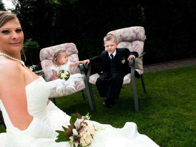 Le mariage de Michael et Jessica à Petite-Rosselle, Moselle 36