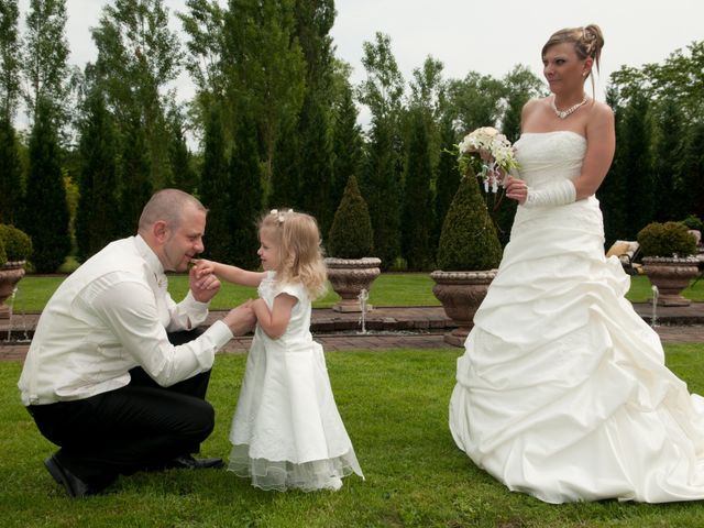 Le mariage de Michael et Jessica à Petite-Rosselle, Moselle 162