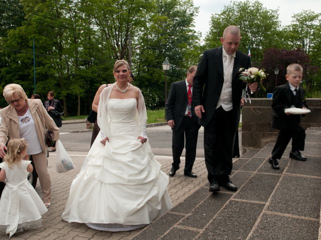 Le mariage de Michael et Jessica à Petite-Rosselle, Moselle 247