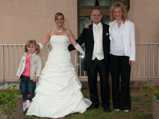 Le mariage de Michael et Jessica à Petite-Rosselle, Moselle 433