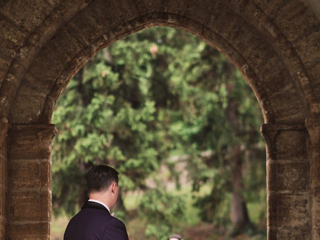 Le mariage de Alexandre et Coralie à Pont-du-Château, Puy-de-Dôme 35