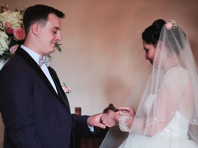 Le mariage de Alexandre et Coralie à Pont-du-Château, Puy-de-Dôme 64