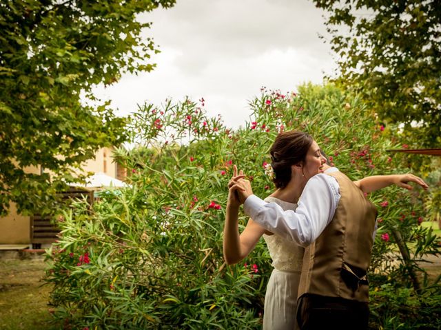 Le mariage de Joris et Marie à Saint-Clar-de-Rivière, Haute-Garonne 13