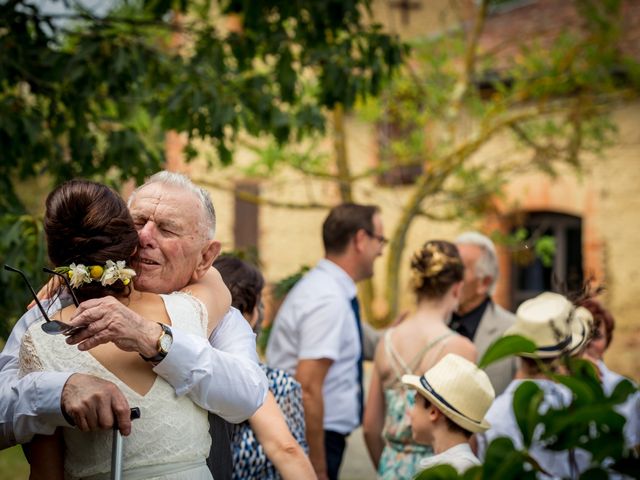 Le mariage de Joris et Marie à Saint-Clar-de-Rivière, Haute-Garonne 18
