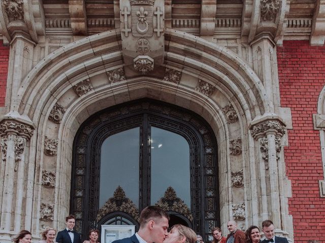 Le mariage de Dylan  et Amandine  à Calais, Pas-de-Calais 10