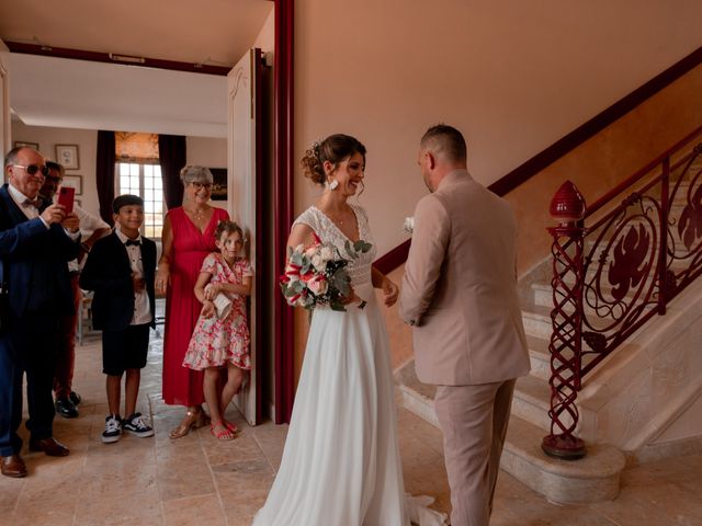 Le mariage de Ludovic et Laetitia à Castelnau-Rivière-Basse, Hautes-Pyrénées 56