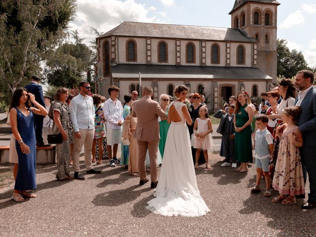 Le mariage de Ludovic et Laetitia à Castelnau-Rivière-Basse, Hautes-Pyrénées 71
