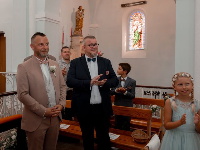 Le mariage de Ludovic et Laetitia à Castelnau-Rivière-Basse, Hautes-Pyrénées 81