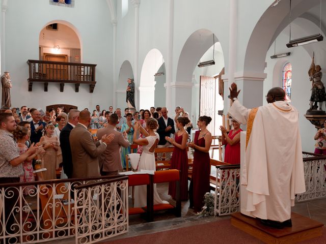 Le mariage de Ludovic et Laetitia à Castelnau-Rivière-Basse, Hautes-Pyrénées 96