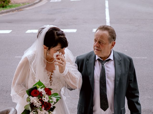 Le mariage de Sébastien et Audrey à Saint-Aigulin, Charente Maritime 5